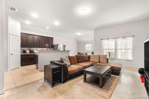 231 Azalea Way, New Braunfels, TX, 78132-4881 | Card Image