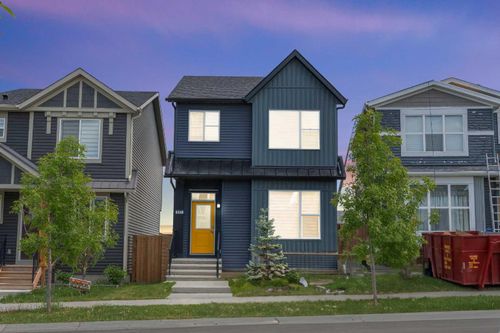 685 Livingston Way Ne, Calgary, AB, T3P1N8 | Card Image