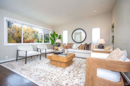 218 Alpine Street, San Rafael, CA, 94901 | Card Image