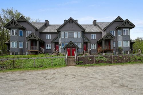 vc331-143 Bridge Rd, Jay Peak, VT, 05859-7043 | Card Image