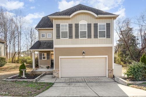 240 E Quailwood Dr, Fuquay Varina, NC, 27526-4300 | Card Image