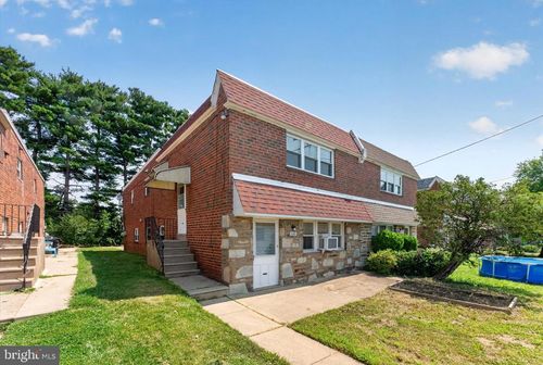 2261 Strahle St, PHILADELPHIA, PA, 19152-2516 | Card Image