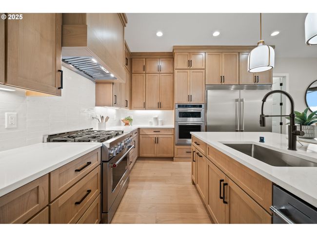 Kitchen | Image 15