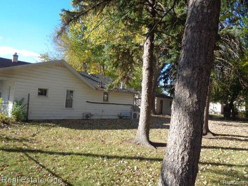 1489 Woodward Hts, Ferndale, MI, 48220-1547 | Card Image