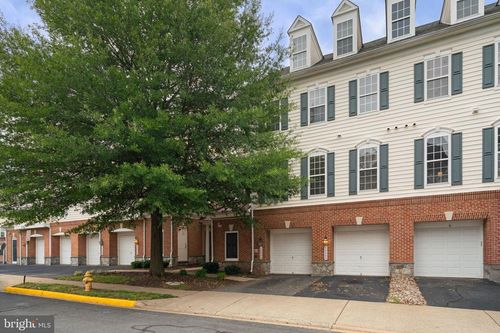 14586 Kylewood Way, GAINESVILLE, VA, 20155-6233 | Card Image