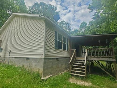 126 Indian Village Ln, Wilder, TN, 38589-1201 | Card Image