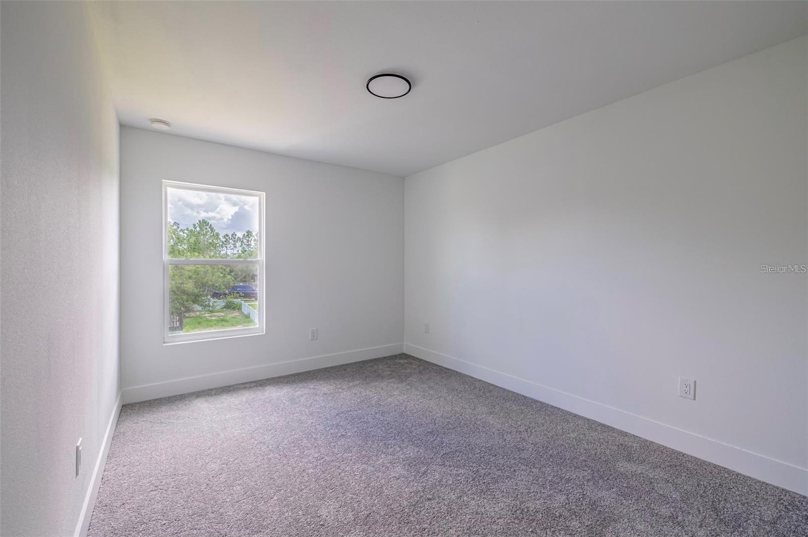 Residential Lease in DAVENPORT 3