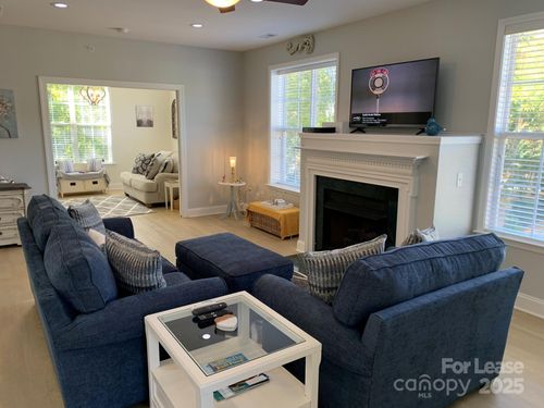 9033 Rosalyn Glen Rd, Cornelius, NC, 28031-8054 | Card Image