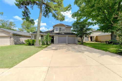 10534 Walnut Glen Dr, Houston, TX, 77064-4240 | Card Image