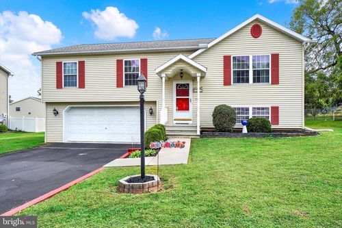 103 Alder Ct, MANCHESTER, PA, 17345-9323 | Card Image