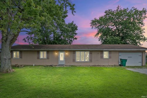 513 S Kerkhoff Ave, Otterbein, IN, 47970-9610 | Card Image