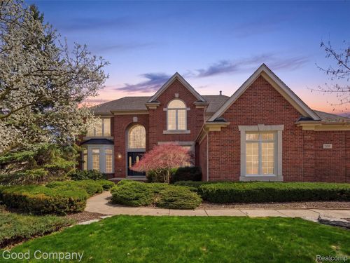 532 Springview Dr, Rochester, MI, 48307-6069 | Card Image