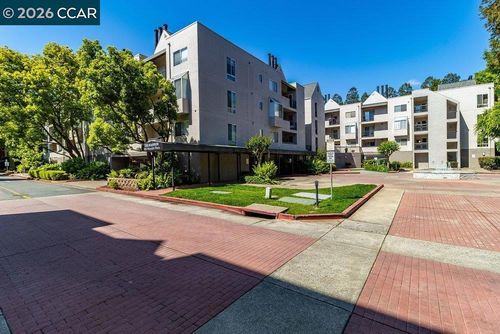 307-3183 Wayside Plz, Walnut Creek, CA, 94597-2073 | Card Image