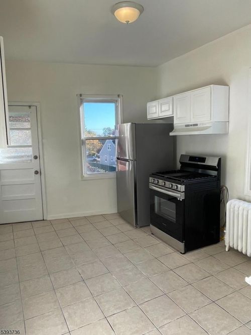 2-1116 Walnut St, Linden, NJ, 07036-2760 | Card Image