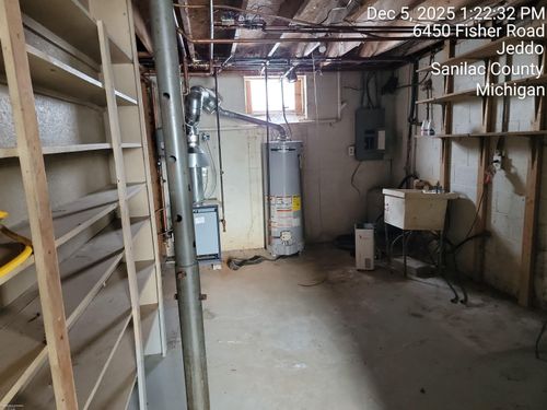 6450 Fisher Rd, Jeddo, MI, 48032-8419 | Card Image