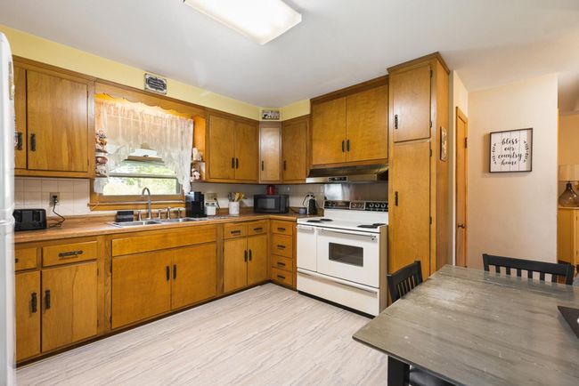 1456 S Carroll Ave, House other with 2 bedrooms, 2 bathrooms and 1 parking in FREEPORT IL | Image 6