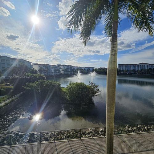 apt-39-4636 Nw 84th Ave, Doral, FL, 33166-5976 | Card Image