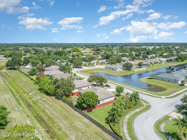 1166 Morgan Cir Ne, House other with 3 bedrooms, 2 bathrooms and null parking in Palm Bay FL | Image 35