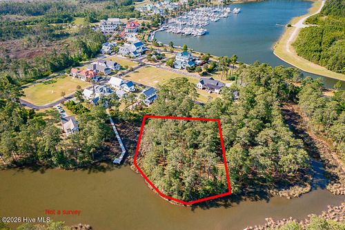 68 Mill Creek Ln, Oriental, NC, 28571 | Card Image