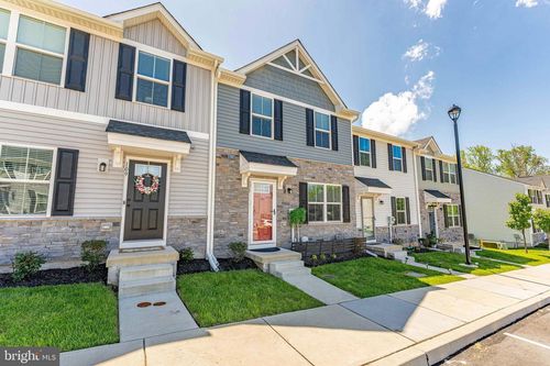 111 Patton Ter, Sanatoga, PA, 19464-3164 | Card Image