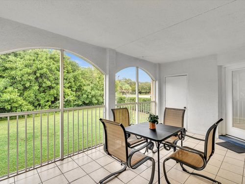 16-205-815 W Boynton Beach Blvd, Boynton Beach, FL, 33426-3665 | Card Image
