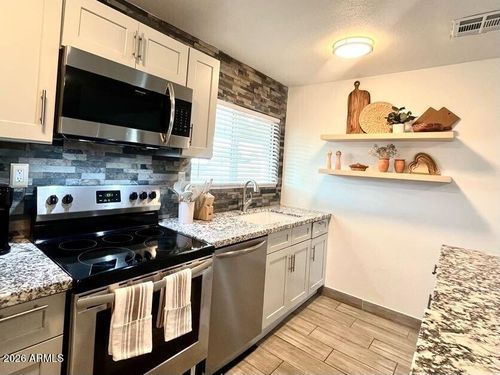 1632 E Harvard St, Phoenix, AZ, 85006-1832 | Card Image