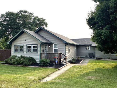 52 S 16th Ave, Beech Grove, IN, 46107-1725 | Card Image