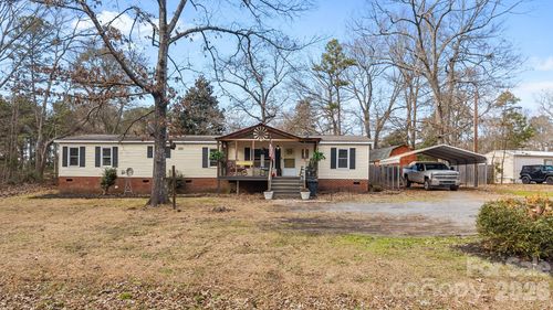 715 Will Jones Cir, Catawba, SC, 29704-8786 | Card Image