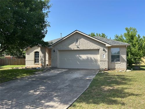 200 Hartung Cv, Buda, TX, 78610-5086 | Card Image