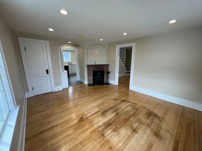 106 South St, Home with 0 bedrooms, 3 bathrooms and null parking in Proctor VT | Image 8