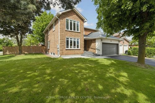 4480 Haydock Park Dr, Mississauga, ON, L5M3C4 | Card Image