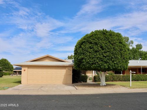 10428 W Camelot Cir, Sun City, AZ, 85351-2202 | Card Image