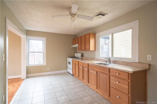 2-762 State St, New Haven, CT, 06511-3920 | Card Image