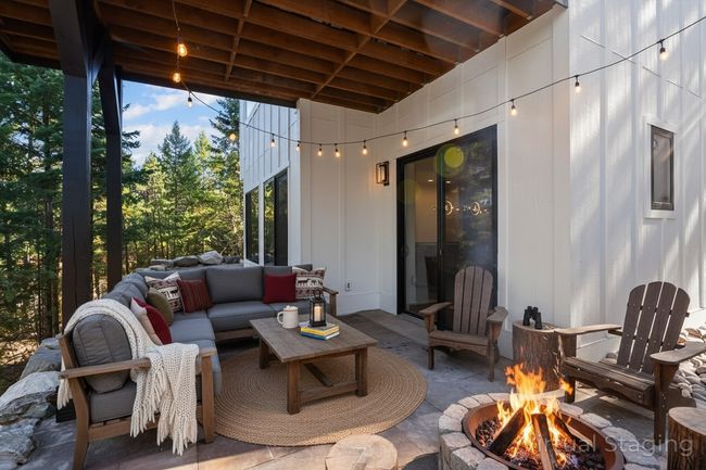 Patio on lower level (virtually staged) | Image 50