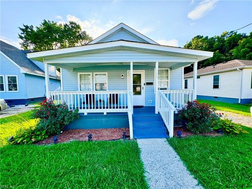 529 S Broad St, Suffolk, VA, 23434-5805 | Card Image