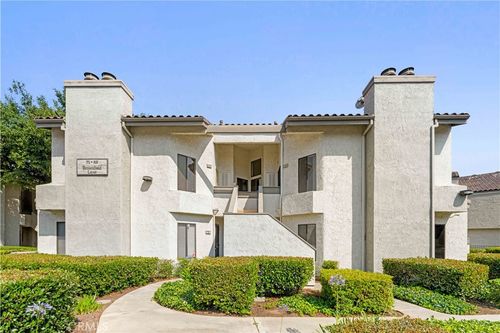72 Brownfield Ln, Pomona, CA, 91766-6651 | Card Image