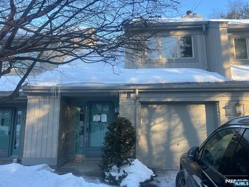 599 Apache Ct, Mahwah, NJ, 07430-3407 | Card Image