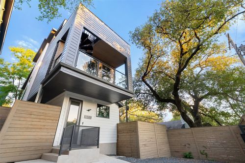 2209 Rae Dell Ave, Austin, TX, 78704-3954 | Card Image