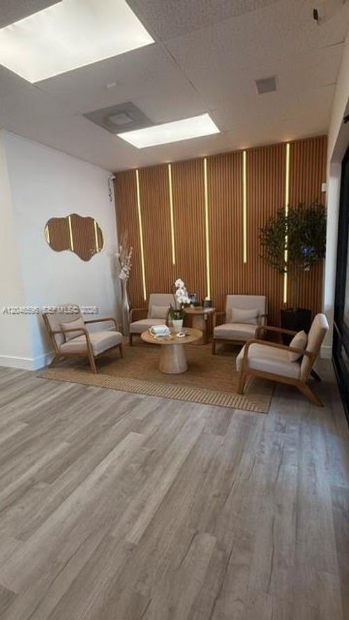 119-119 N Powerline Rd, Deerfield Beach, FL, 33442-8037 | Card Image
