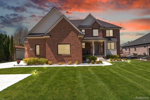 47705 Card Rd, Macomb, MI, 48044-3013 | Card Image