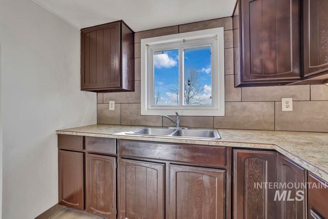253 E Baseline Rd, House other with 3 bedrooms, 2 bathrooms and null parking in Rupert ID | Image 13