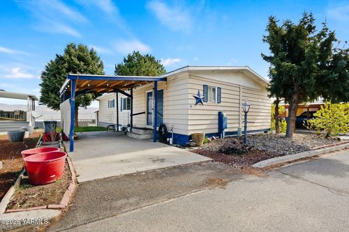 26 Leisure Hill Dr, Union Gap, WA, 98903-2142 | Card Image