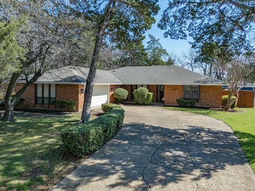 1029 Cedar Trail Dr, Cedar Hill, TX, 75104-3017 | Card Image