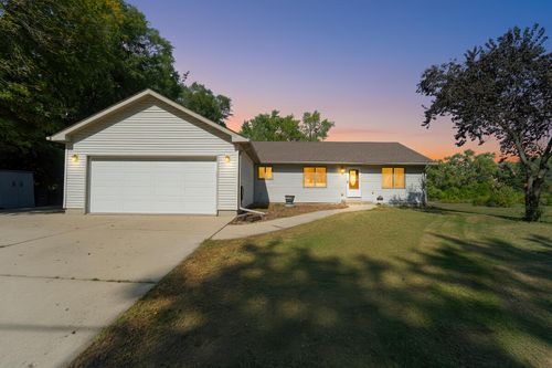 3210 28th St, Kenosha, WI, 53144-1608 | Card Image