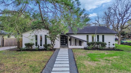 5675 Sylmar Rd, Houston, TX, 77081-7441 | Card Image