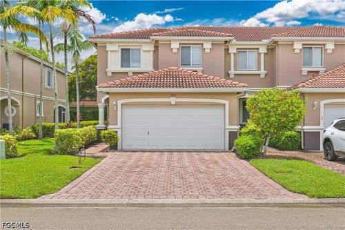 9797 Roundstone Cir, FORT MYERS, FL, 33967-5156 | Card Image