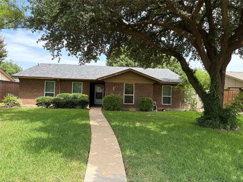 1518 Creekwood Ln, Mesquite, TX, 75149-5924 | Card Image