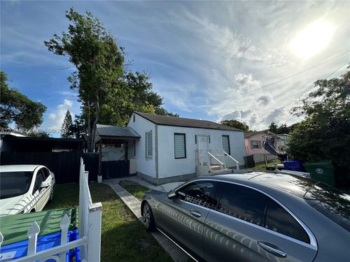1773 Nw 45th St, Miami, FL, 33142-7959 | Card Image