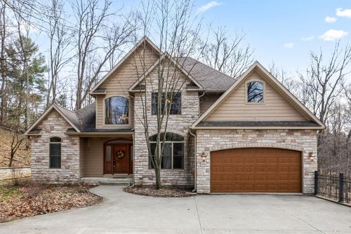 256 Pinehurst Dr, Granville, OH, 43023-9795 | Card Image