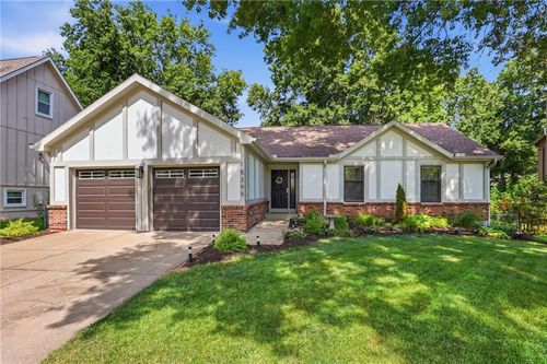 15295 Newton Dr, Overland Park, KS, 66223-2863 | Card Image